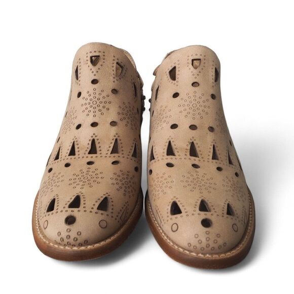 Musse & Cloud Coolise Laser Cut Leather Ankle Booties Women's 6/37 - Picture 3 of 11